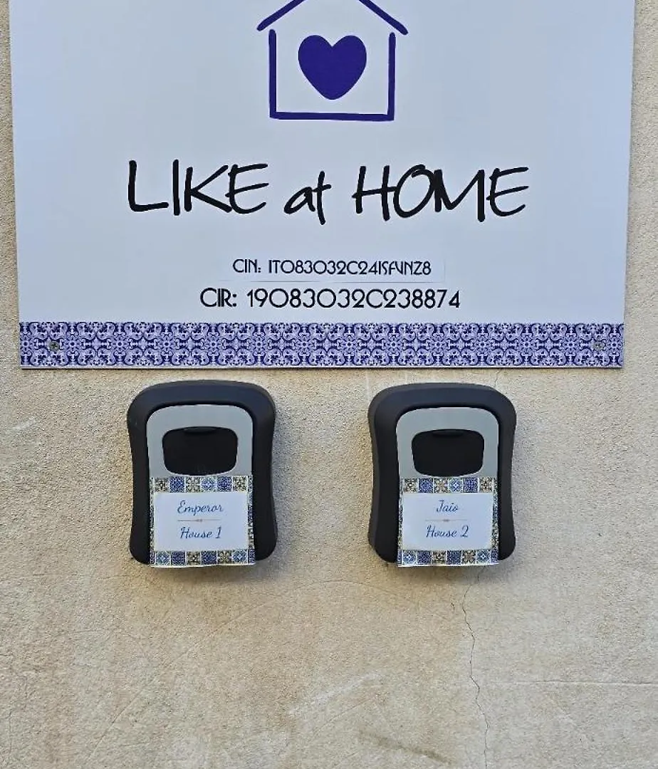 גיארדיני נאקסוס Like At Home דירה