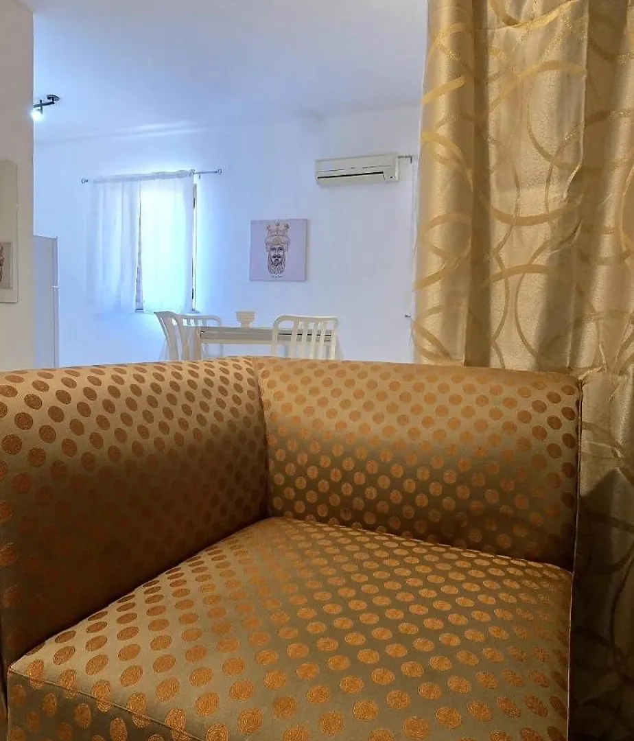 גיארדיני נאקסוס Like At Home גיארדיני נאקסוס